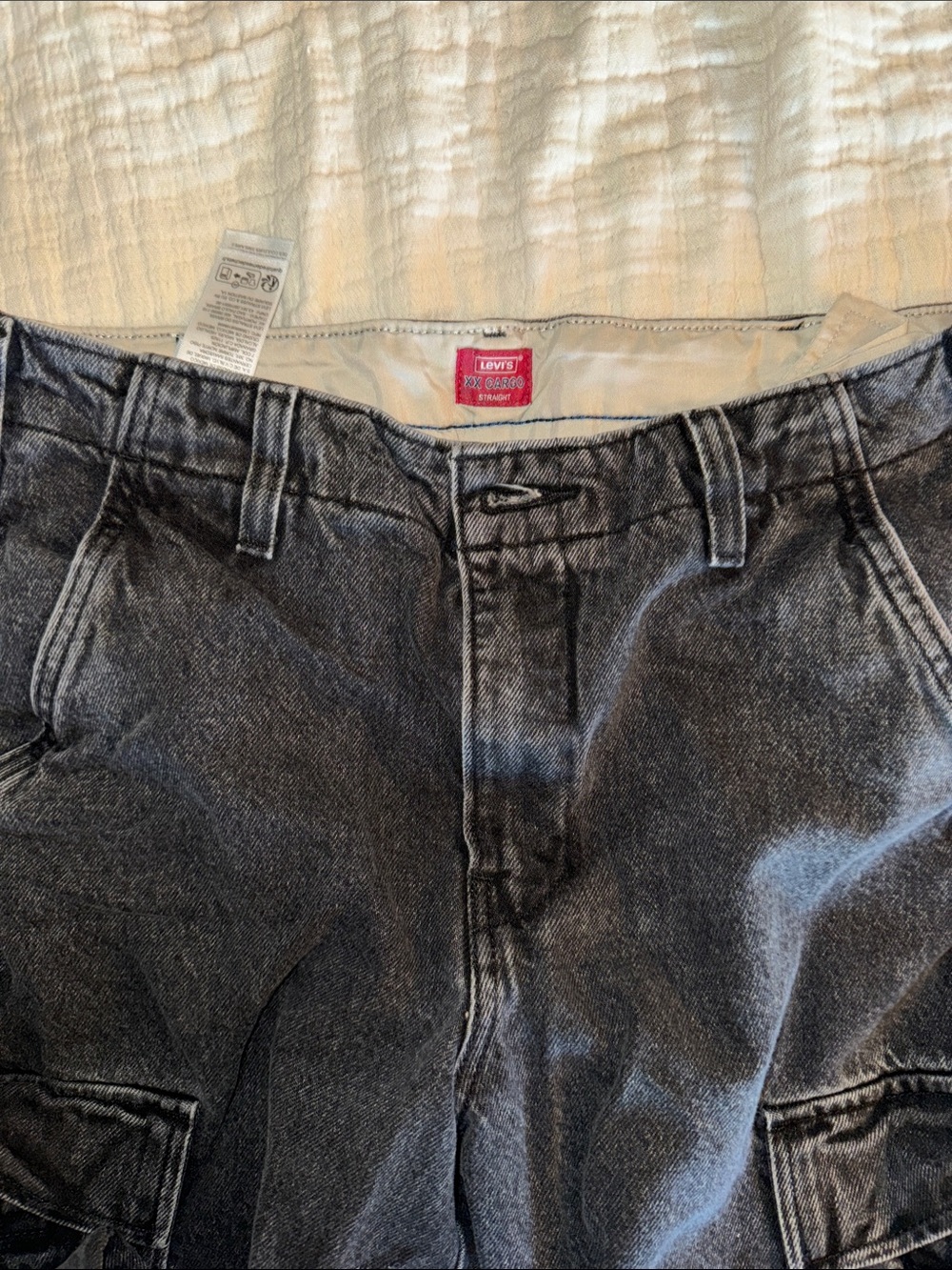 Levi's Men's Washed Charcoal Gray Denim Cargo pants